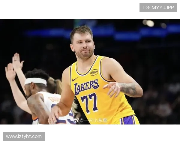 卢卡东契奇引领新生代篮球风潮展现全能球场统治力