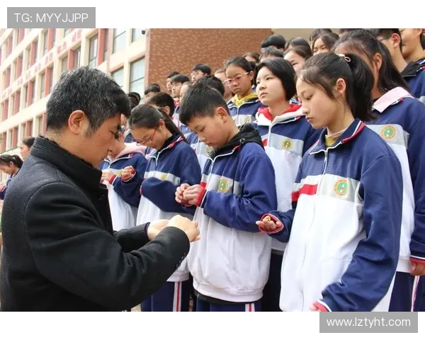 奋力拼搏展现青春力量凝聚团队精神共谱体育赛场辉煌篇章 奋力拼搏展现青春力量凝聚团队精神共谱体育赛场辉煌篇章