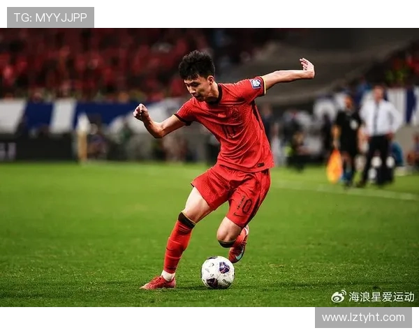 国足热身赛再掀激情年轻阵容闪耀全场展现巴黎奥运备战新风貌