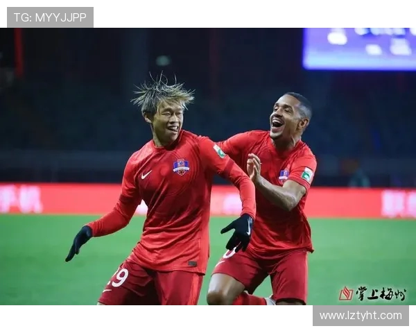 梅州客家主场激战强敌全力争胜掀起新赛季中甲赛场激情风暴 梅州客家主场激战强敌全力争胜掀起新赛季中甲赛场激情风暴