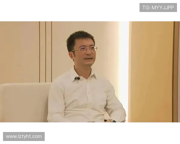 专访黄伟：深入探讨篮球领域的成功秘诀与成长之路