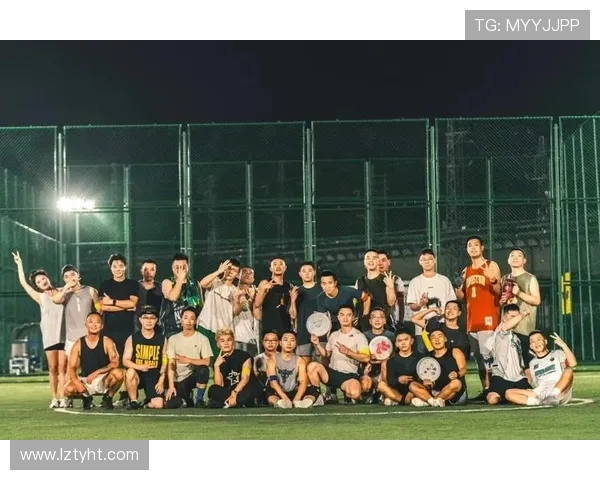 重庆飞盘队在极限运动嘉年华积分榜中以71分稳居第一名引发关注