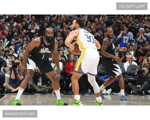 德文布克领衔球队展现巅峰竞技状态引领新赛季辉煌征程