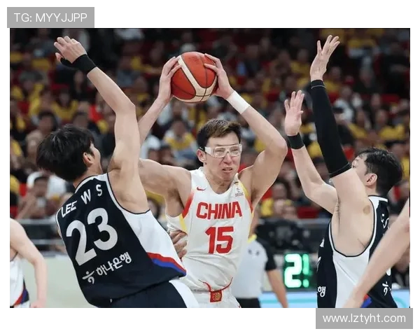 周琦在国际篮球舞台上的崛起与挑战:从青涩球员到中国篮球的希望之星 周琦在国际篮球舞台上的崛起与挑战:从青涩球员到中国篮球的希望之星